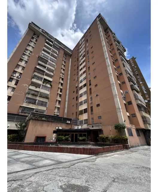 Vendo Apartamento 98m2 La California 9075