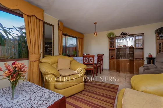 Casa Praga En Ciudad Del Sol. Regularizada!!