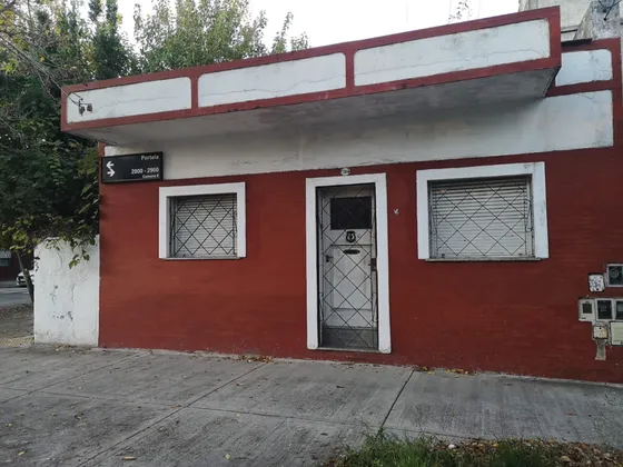 Vende Casa Sobre Portela 2804