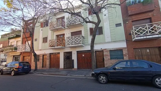 Dúplex De 3 Ambientes En Flores 
