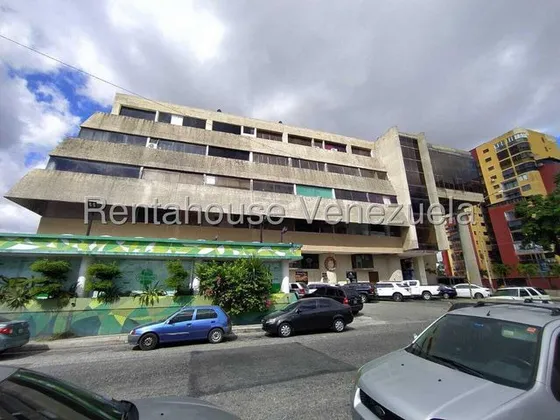 Valeria Chong Oficina Alquiler Barquisimeto Lara El Parral Zona Este Económico Comercial Economico Código Inmobiliaria Rent-a-house 25-23722