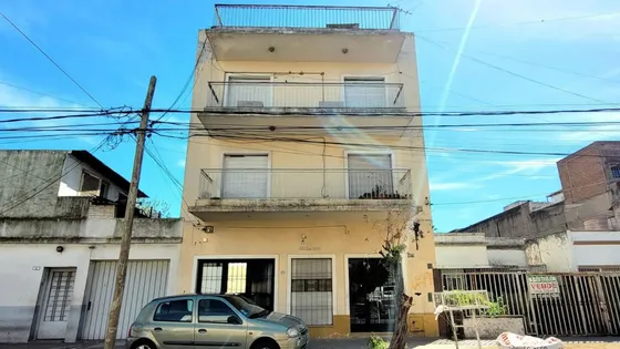 Departamento En Venta En Caseros