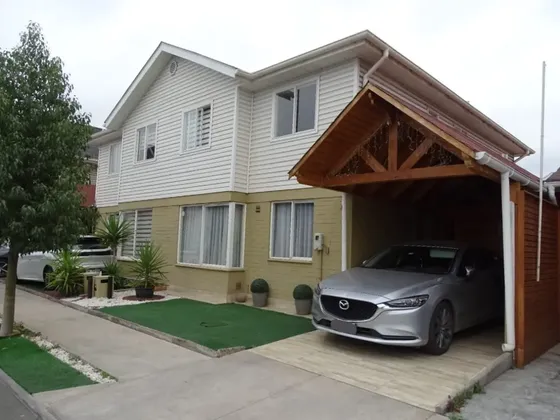 Hermosa Casa En Cond. De Ciudad Del Sol