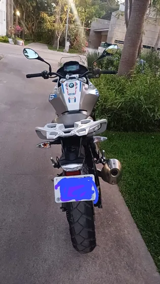 Motocicleta Bmw Gc 310