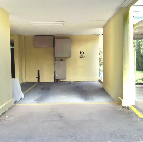 Estacionamiento Venta La Gloria Metro Manquehue/esc. Militar
