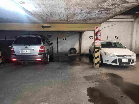 Cochera En Venta En Pleno Centro