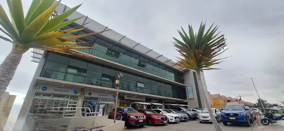 Local Comercial En Arriendo, Avda. Oficina Petronila