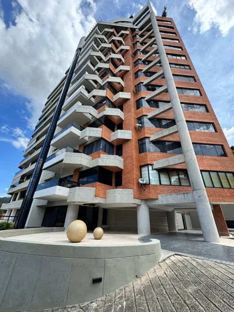 Apartamento En Alquiler En Altos De Guataparo Valencia 