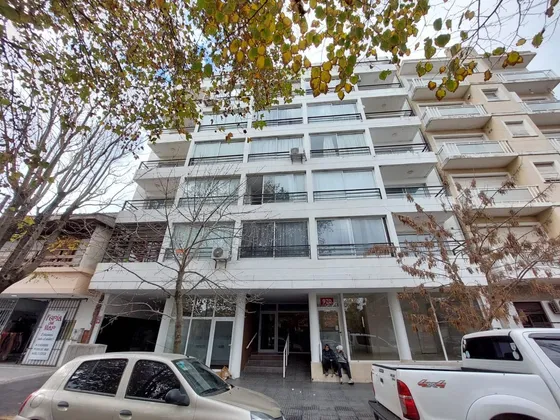 Venta Monoambiente Al Frente Miramar Zona 2