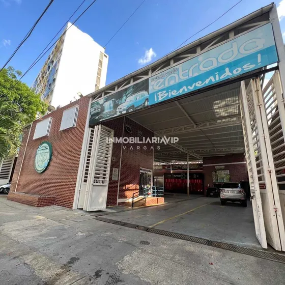 Te Ofrecemos En Venta Local Y Fondo De Comercio Ubicado En Caribe - Estado La Guaira Ref 005 - 525