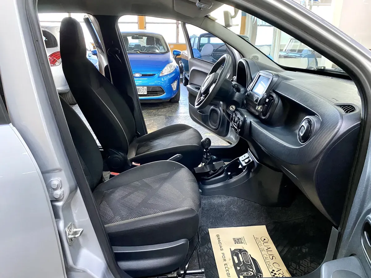 Fiat Mobi 1.0 Like5504057540411596815