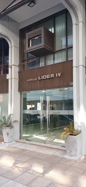 Vendo Oficina Corporativa. Renovada. Centro. Calle Estrella.  Ed. Lider Iv