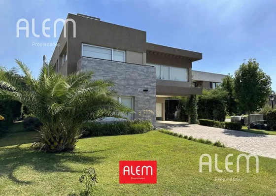 Casa En Adrogue