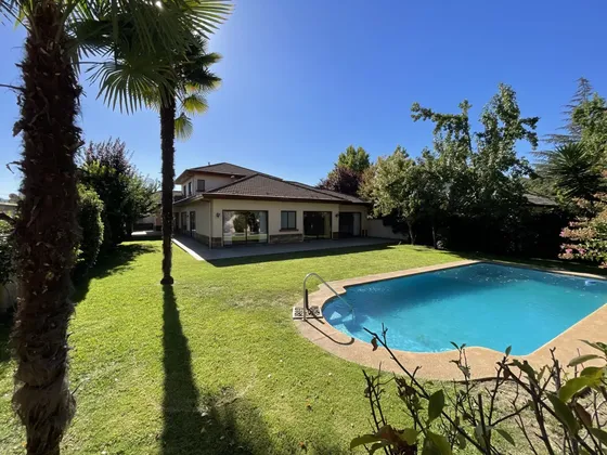 Casa En Condominio Jardín Esmeralda