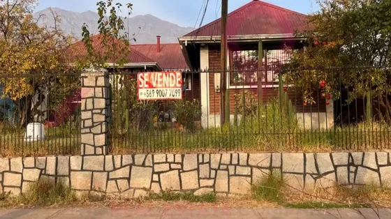 Casa Con Gran Terreno - José Arrieta / Las Perdices