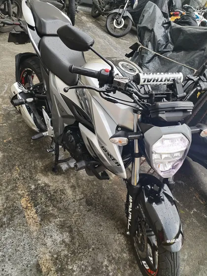 Gixxer