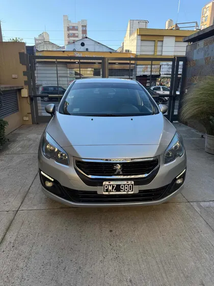 Peugeot 208 1.5 Active