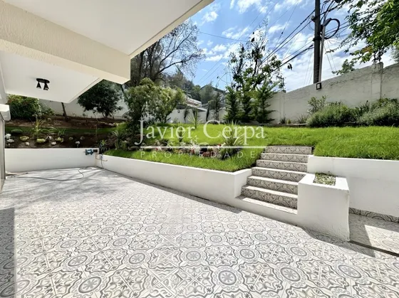Departamento Primer Piso Con Jardin