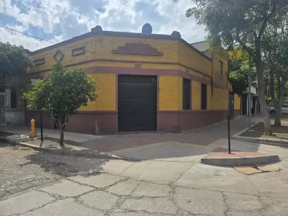 Se Vende Local+casa 3d/3b Esquina Bio Bio