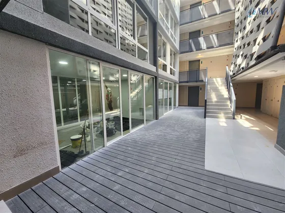 Departamento En Venta De 1 Ambiente Y Patio. En Santiago