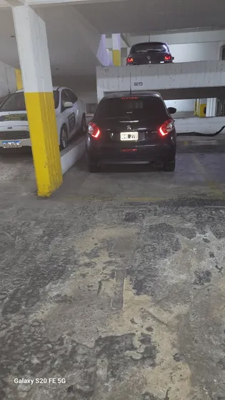 Vendo Cochera En Rosario Corrientes Al 200.primer Subsuelo. 