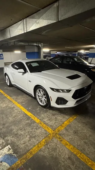 Ford Mustang 5.0l Gt V8 At