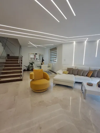 En Venta Penthouse De Lujo, Los Naranjos De Las Mercedes
