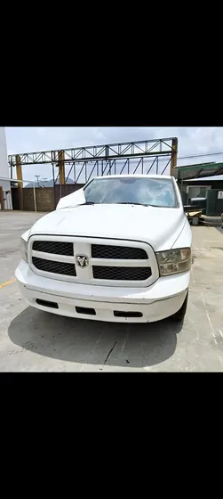 Ram Ram 2500 5.7 R/t Regular Cab 2500 4x4 At