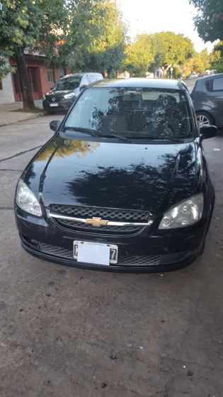 Chevrolet Classic Sedan 4 Puertas