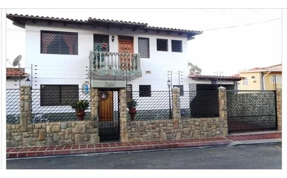 Bonita Y Confortable Quinta La Loma,colina De Carrizales