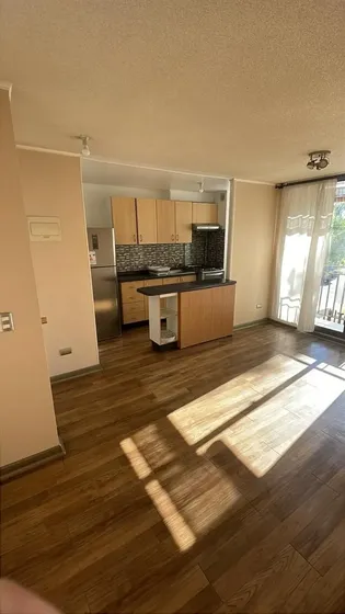Departamento En Venta De 3 Dorm. En Maipú