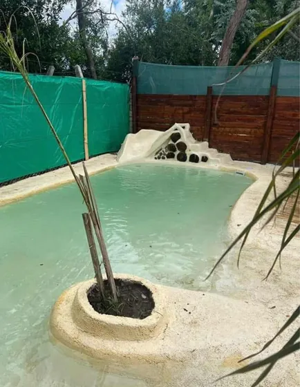 Quinta Con Pileta Quincho Y Habitación