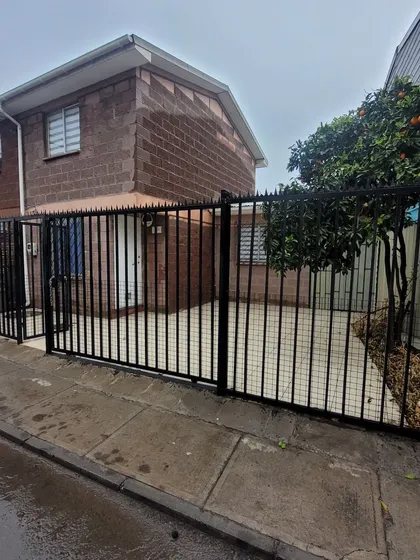 Arriendo Hermosa Casa, Pje. Veintiuno, Puente Alto.