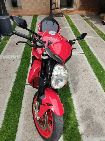 Mv Agusta Brutale 1090 R Modelo 2013