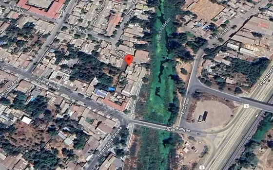 Casa En Venta De 3 Dorm. En Nogales