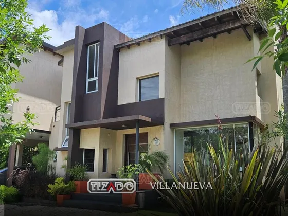 Casa  En Venta En Barrio Santa Catalina, Villanueva, Tigre