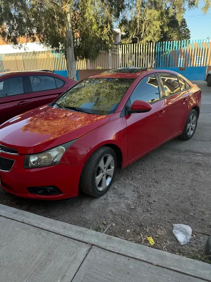 Chevrolet Cruze 1.4 F Lt Aa Cd Mp3 R-17 Piel Qc At
