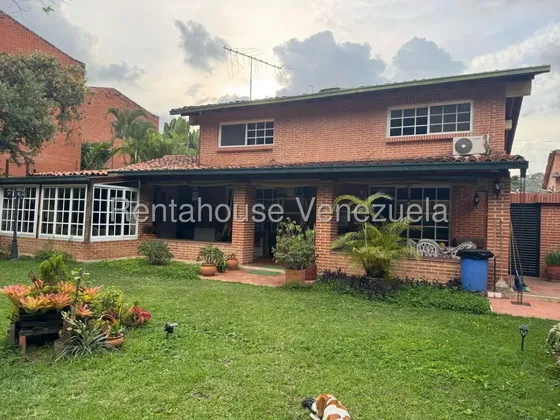 Casa En Venta, Urb. El Hatillo