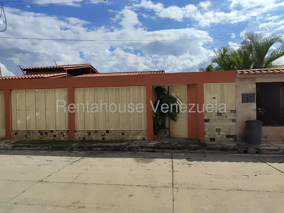 Vendo Casa En Urbanizacion La Morita (quinta Grande), Código 26-12698 Cm Leer Descripción