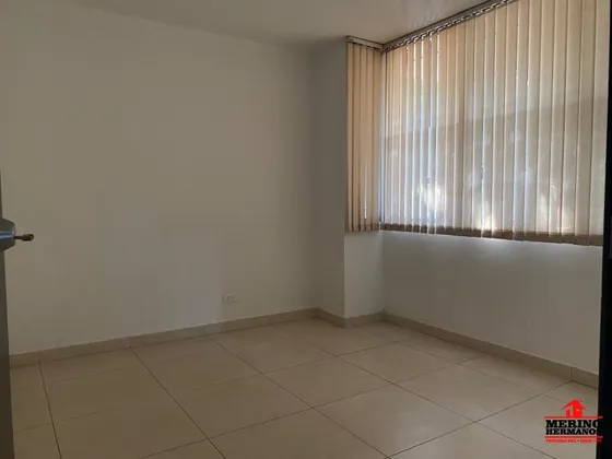 Casa-local En Arriendo En Medellín - Floridanueva