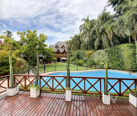 Casa Lote Unico En Barrio Ingles Impecable Estado