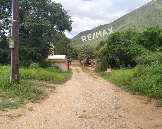 Re/max 2mil Vende, Terreno, Sector Camoruco, Arismendi, Isla De Margarita.