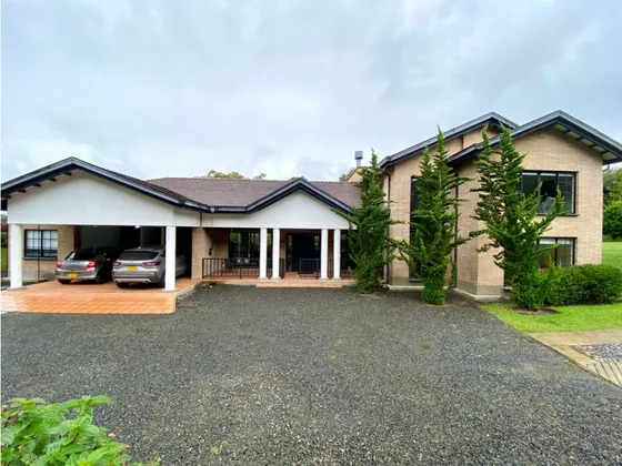 Vendemos Espectacular Casa En Rionegro Sector Quirama