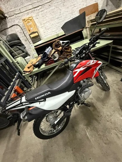 Honda Xr 150 - 2024