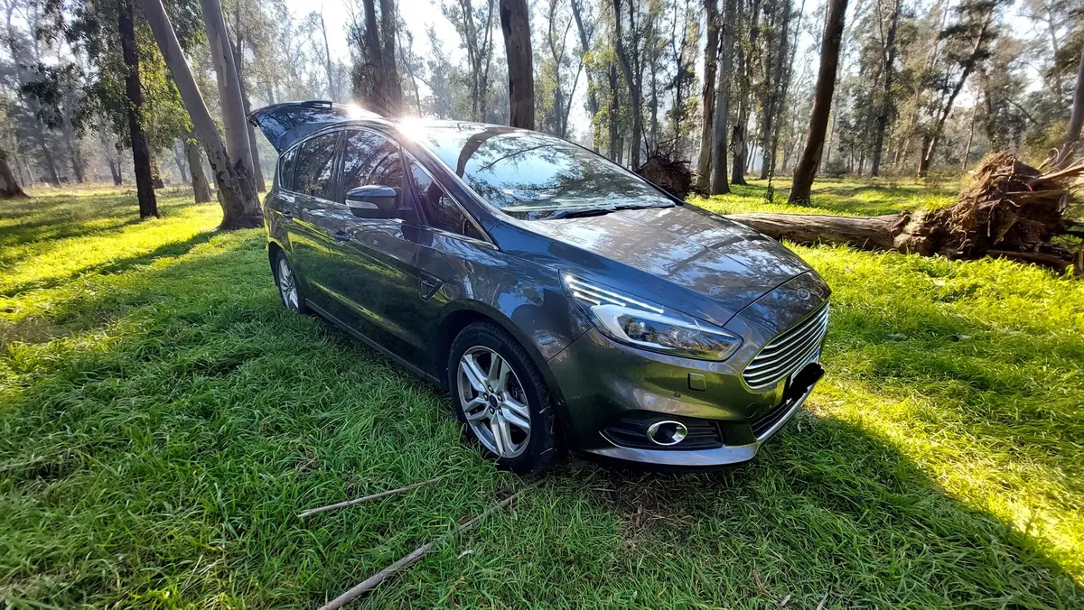 Ford S-Max 2.0 Titanium