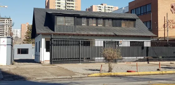 Oficinas, Privados, Amplio Terreno Libre, Ñuñoa - Macul