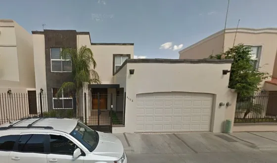 Se Vende Casa De Recuperación Bancaria En Privada Orquideas, C. San Francisco, Chihuahua. Mv 