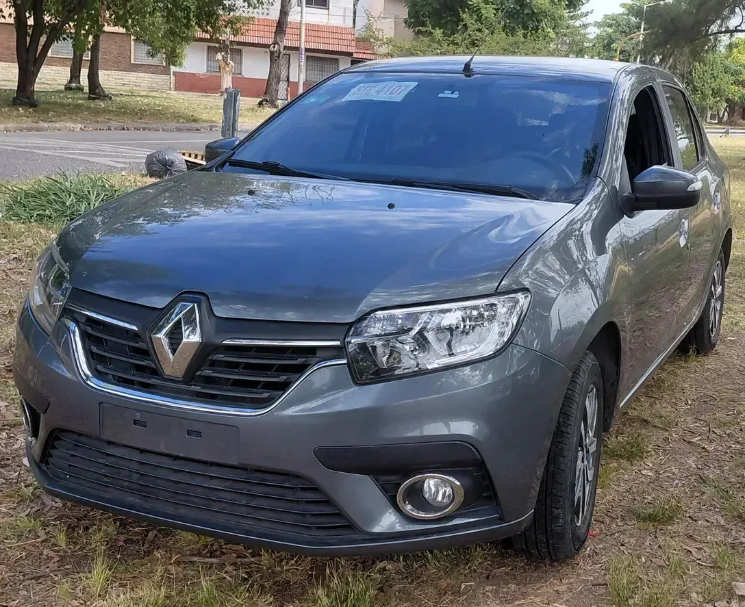 Renault Logan 1.6 16v Intense