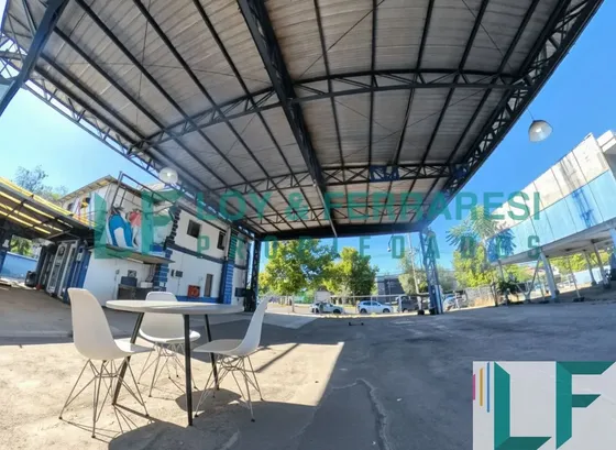 Arriendo Local Comercial Metro Bilbao Con Estacionamiento