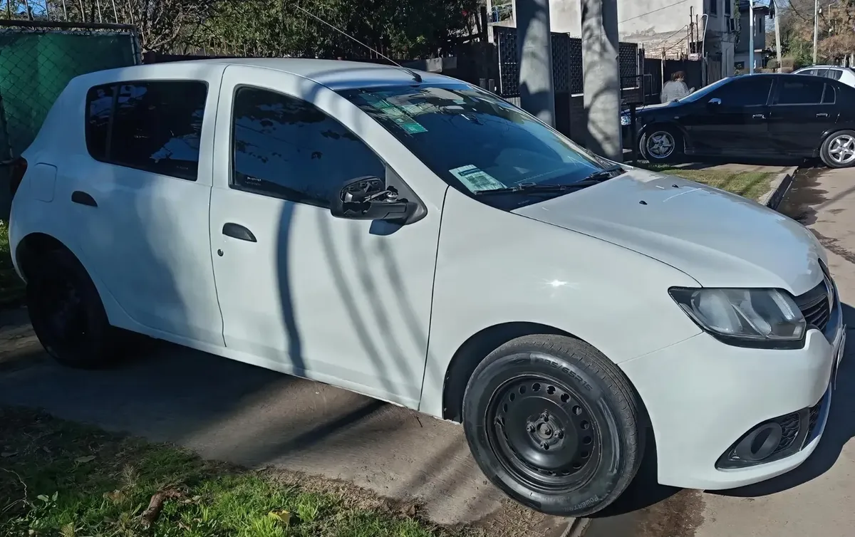 Renault Sandero 1.6 Authentique 90cv Domestic